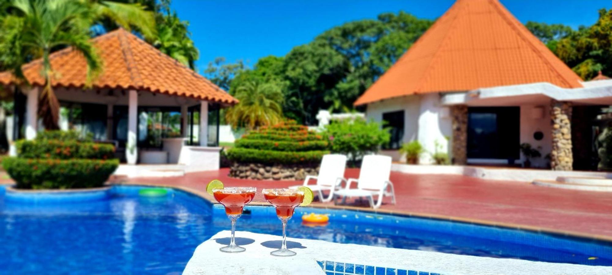 Mia Nueva Gorgona Hotel Eksteriør billede