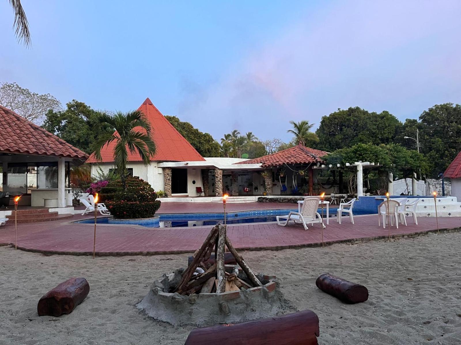 Mia Nueva Gorgona Hotel Eksteriør billede